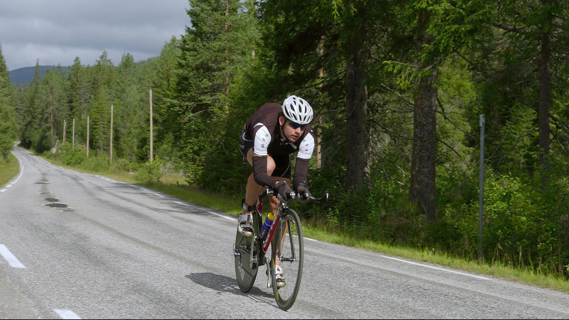 室内体能“小工具组合赛” 弹力带、跳箱与壶铃轮番上阵